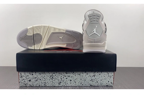 4 Frozen Moments Retro  AQ9129-001 AQ9129-001  Jordan 1208